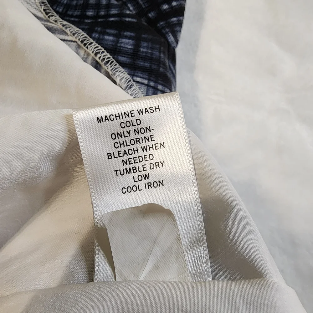 Banana Republic Fit And Flare Midi Dress, Navy Blue and White, EUC, Size‎ 4 - Picture 8 of 8